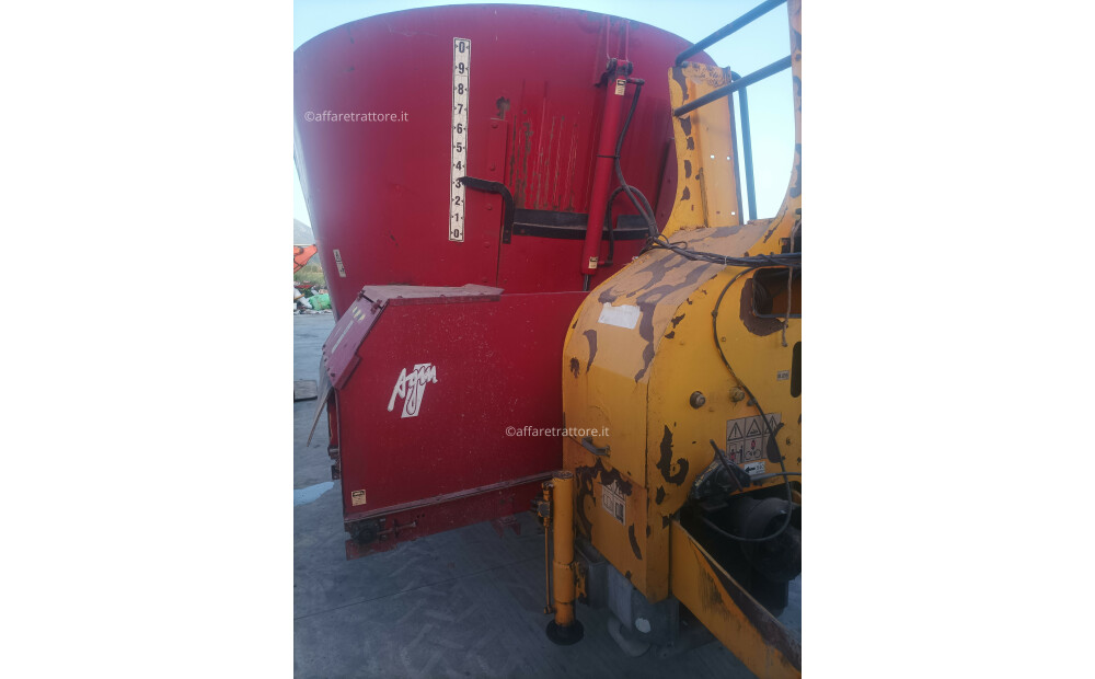 Agm Unifeed W240 Usato - 7