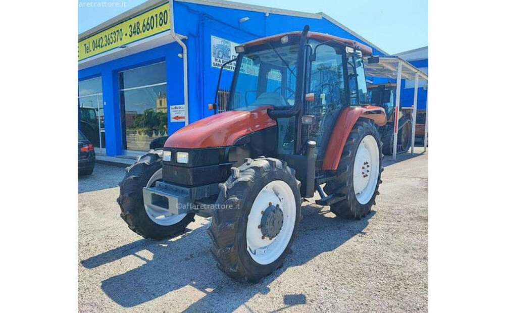 New Holland L 90 Usato - 3