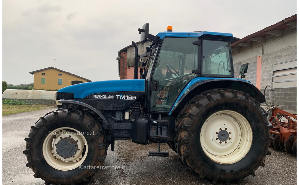 New Holland T165 Usato - 1