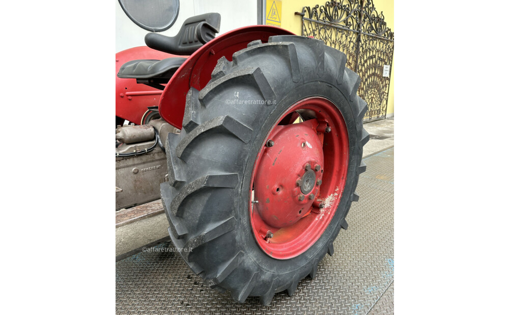 Trattore Massey Ferguson MF 130 - 35 cv - 15