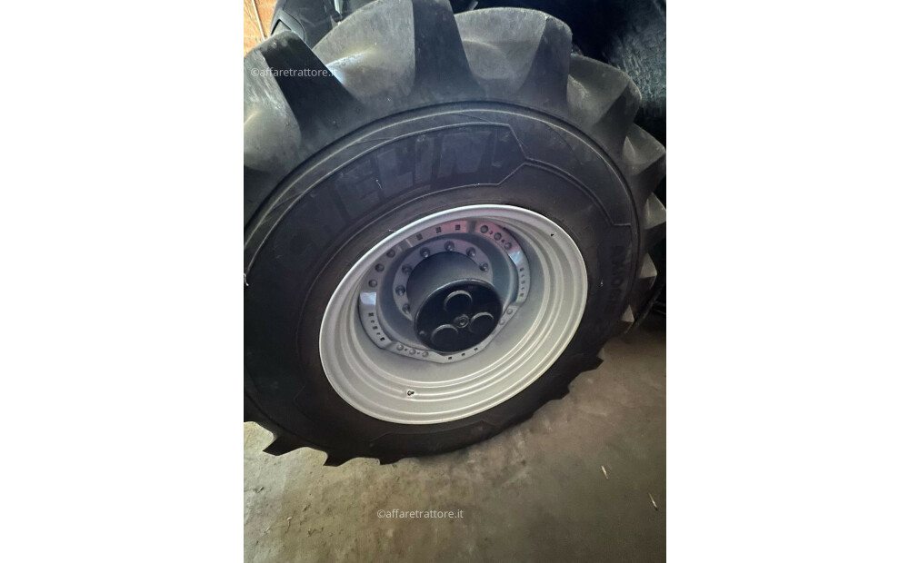 Case-Ih OPTUM 270 Usato - 2