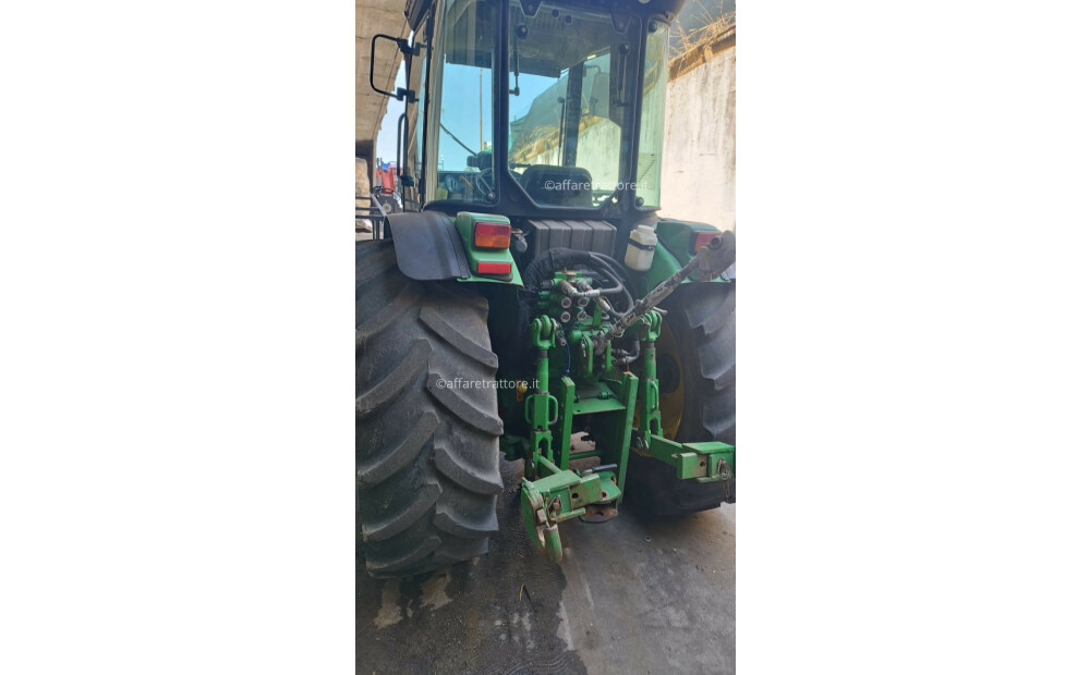 John Deere 5615f Usato - 4