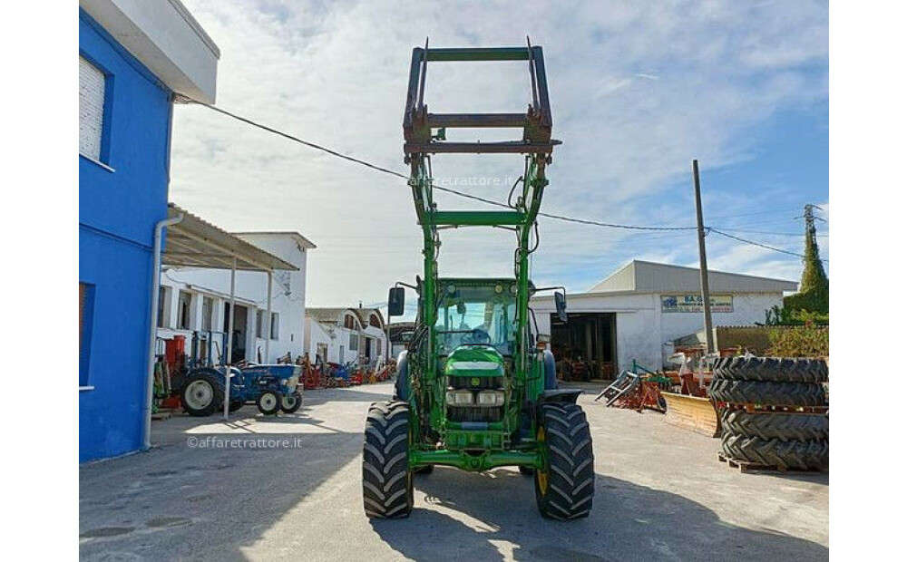 John Deere 5820 Usato - 3