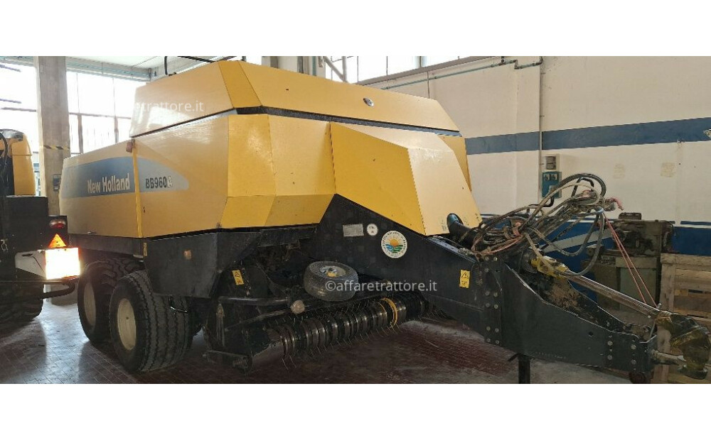 New Holland BB960A Usato - 1