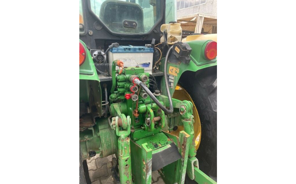 John Deere 5090GF Usato - 3