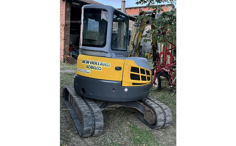 New Holland E50D Usato - 3