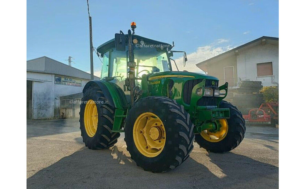 John Deere 5820 Usato - 2