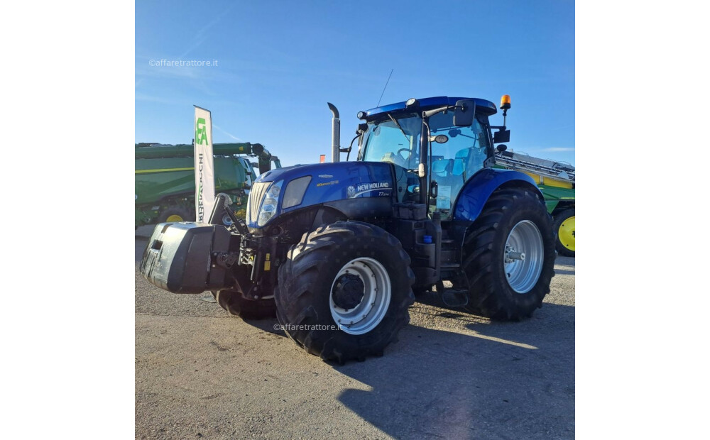 New Holland T7.270 AUTOCOMMAND BLUE POWER Usato - 1