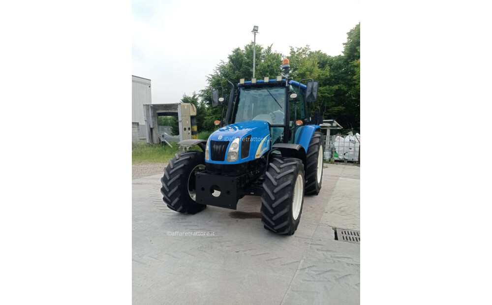 New Holland T5050 Usato - 7