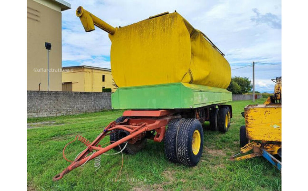 Cisterna per cereali 3 assi- coclea di scarico Usato - 3