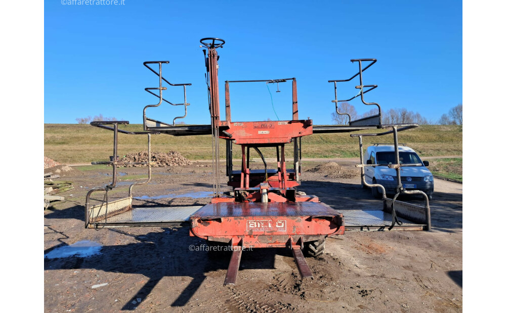 Carro semovente per frutta Usato - 6