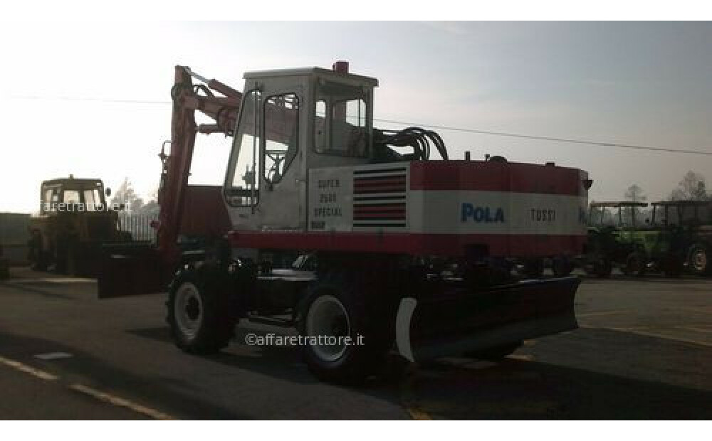 MACCHINA AGRICOLA OPERATRICE SEMOVENTE CARICATORE TUSSI S 2500 S - 3