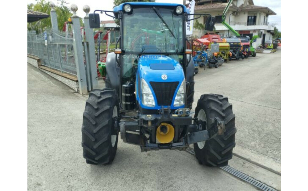 New Holland T4050 Usato - 16