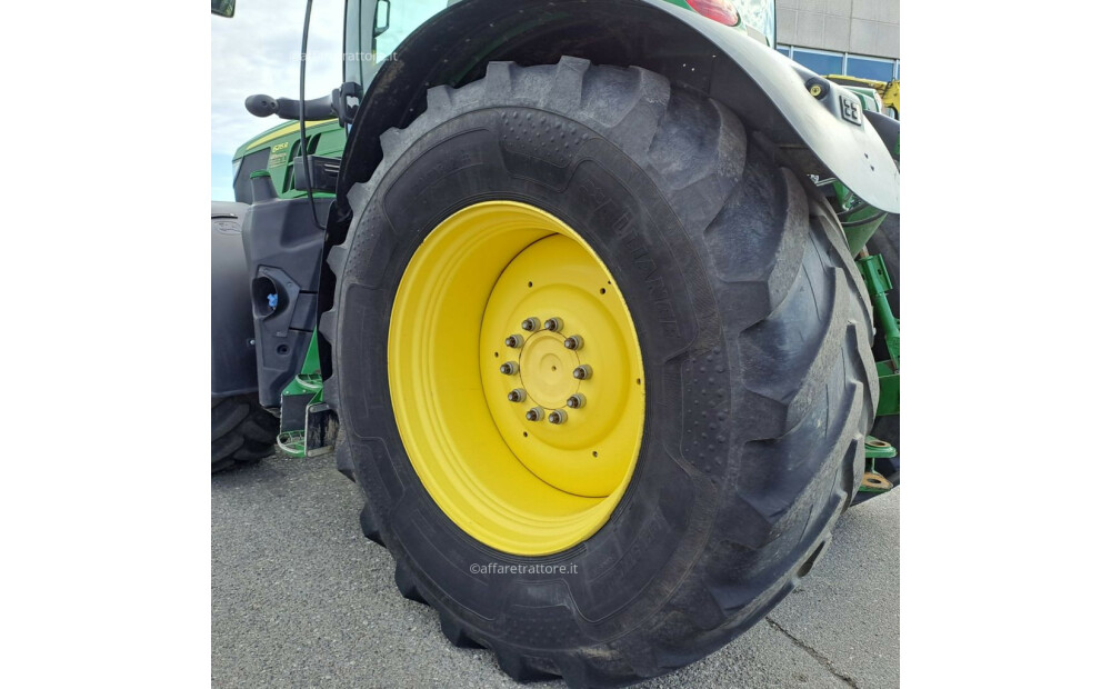 John Deere 6215R Usato - 7