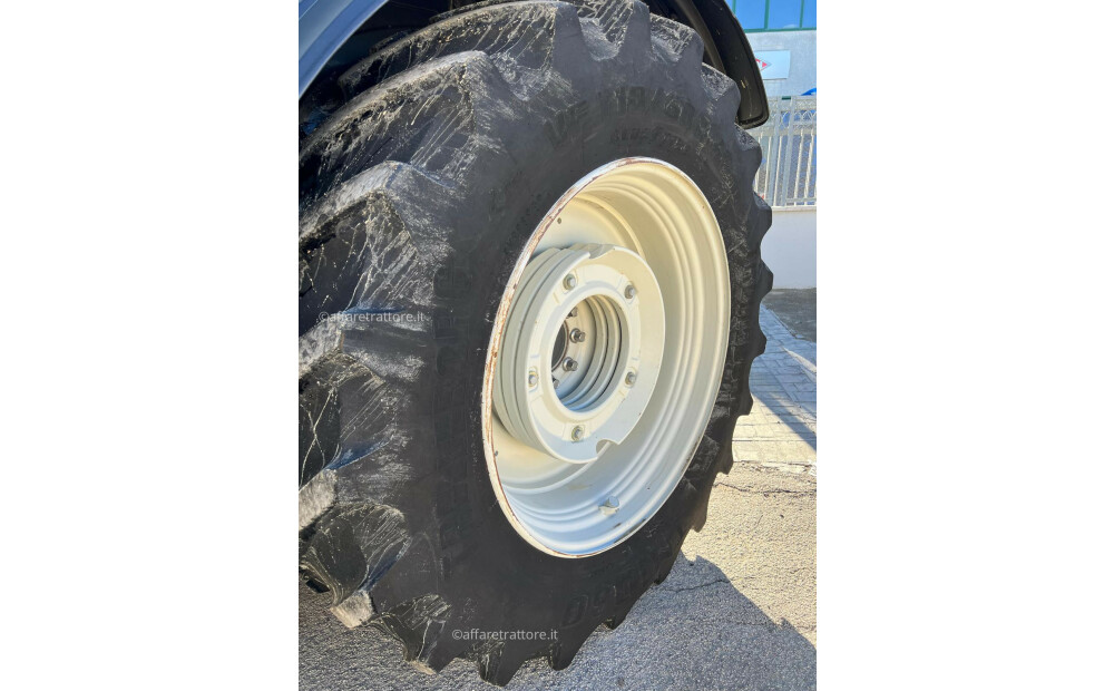 Valtra T255 VERSU Usato - 2