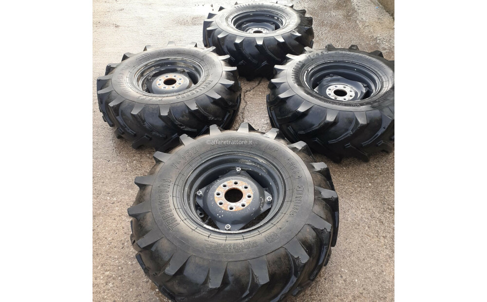 4 GOMME E CERCHIO Trelleborg 300-80-15.3 Usato - 1