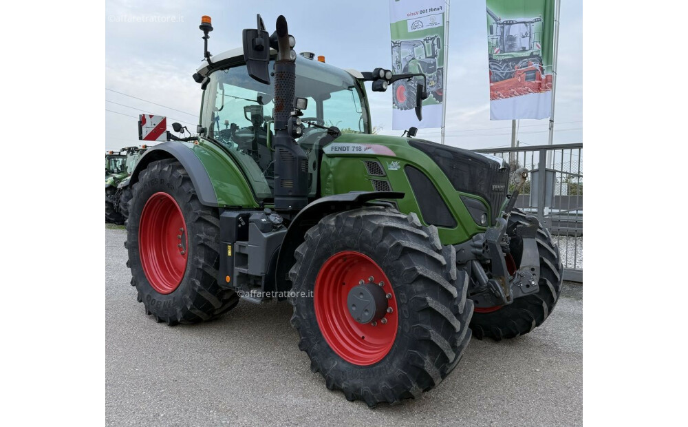 Fendt 718 vario S4 Usato - 3