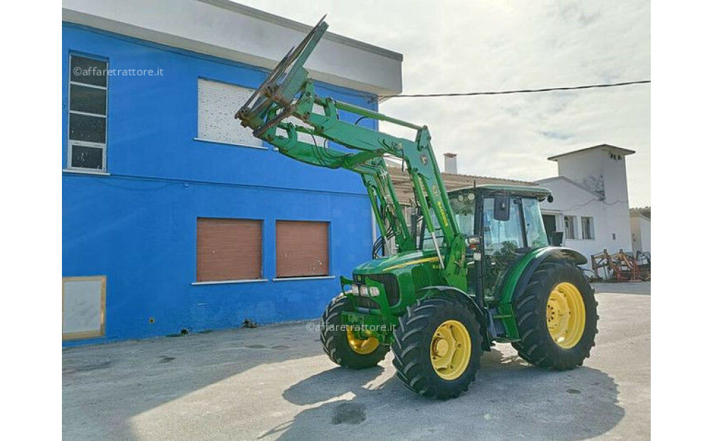 John Deere 5820 Usato - 2