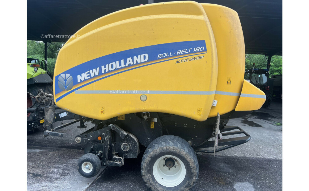 New Holland RollBelt 180 avtive sweep Usato - 2