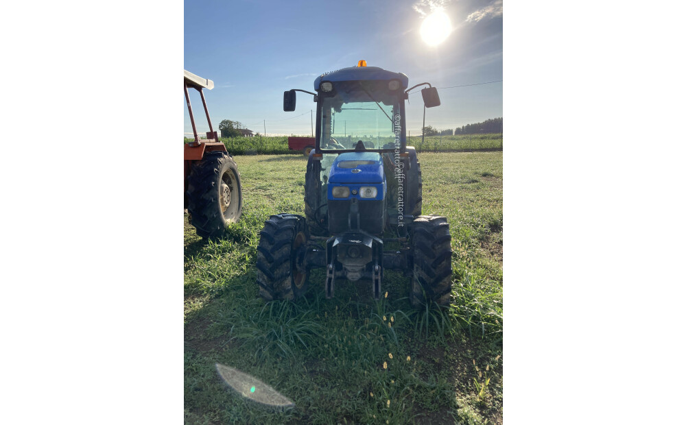 New Holland TN85FA Usato - 3