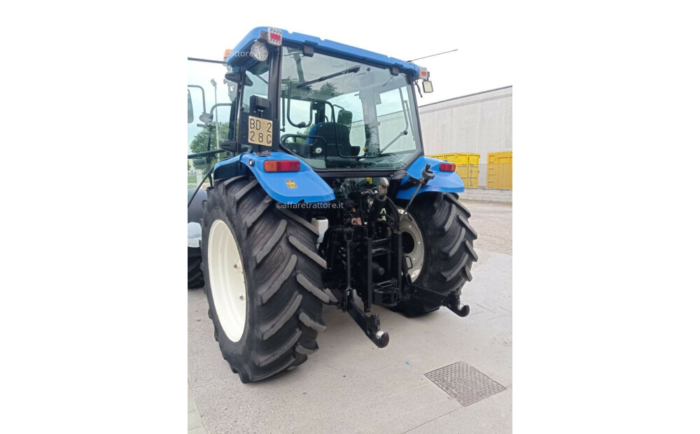 New Holland T5050 Usato - 6