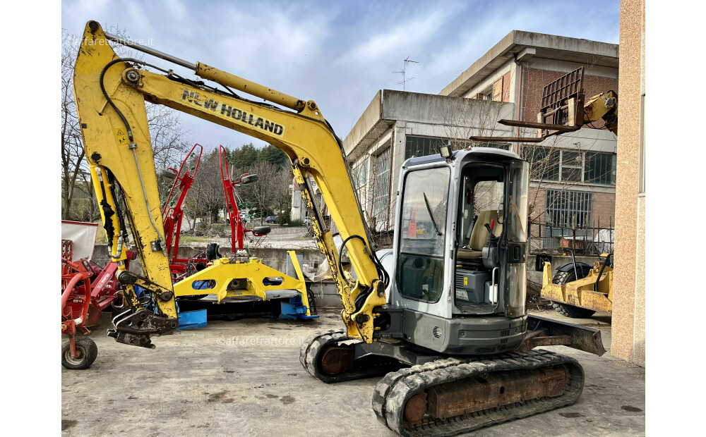 New Holland E 50.2 SR Usato - 8