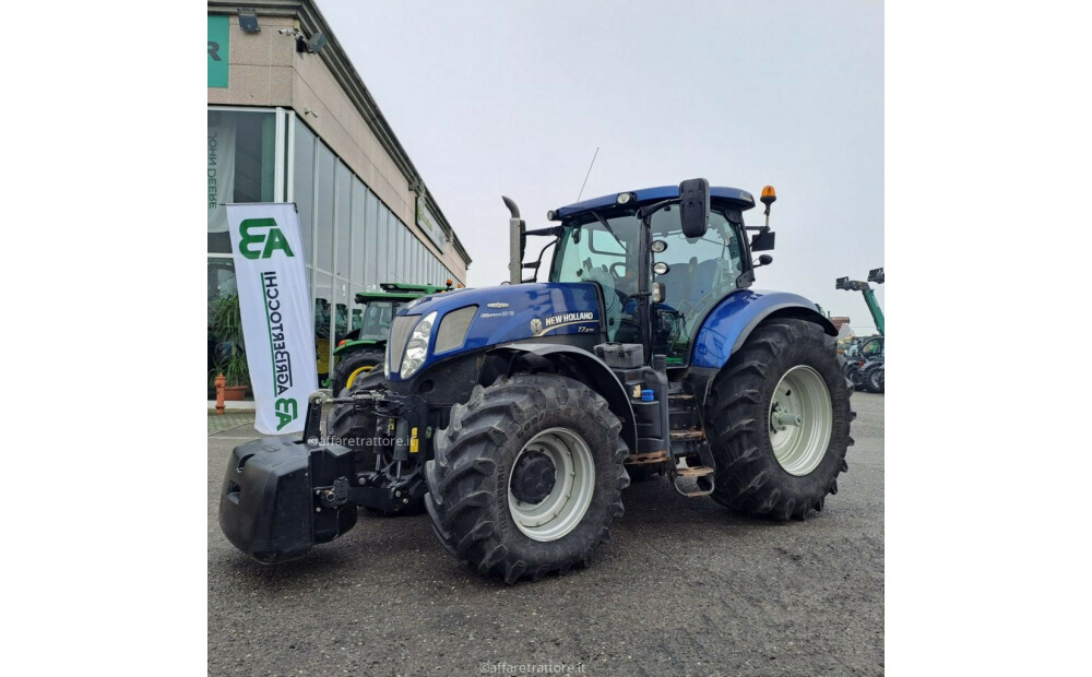 New Holland T7.270 AUTOCOMMAND BLUE POWER Usato - 2