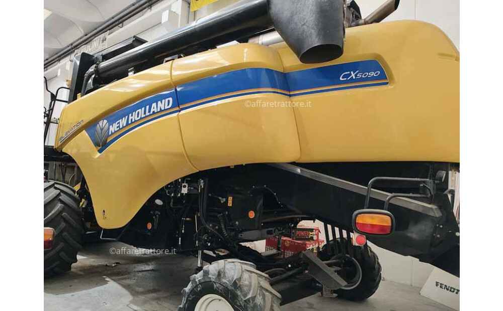 New Holland CX 5090 Usato - 2