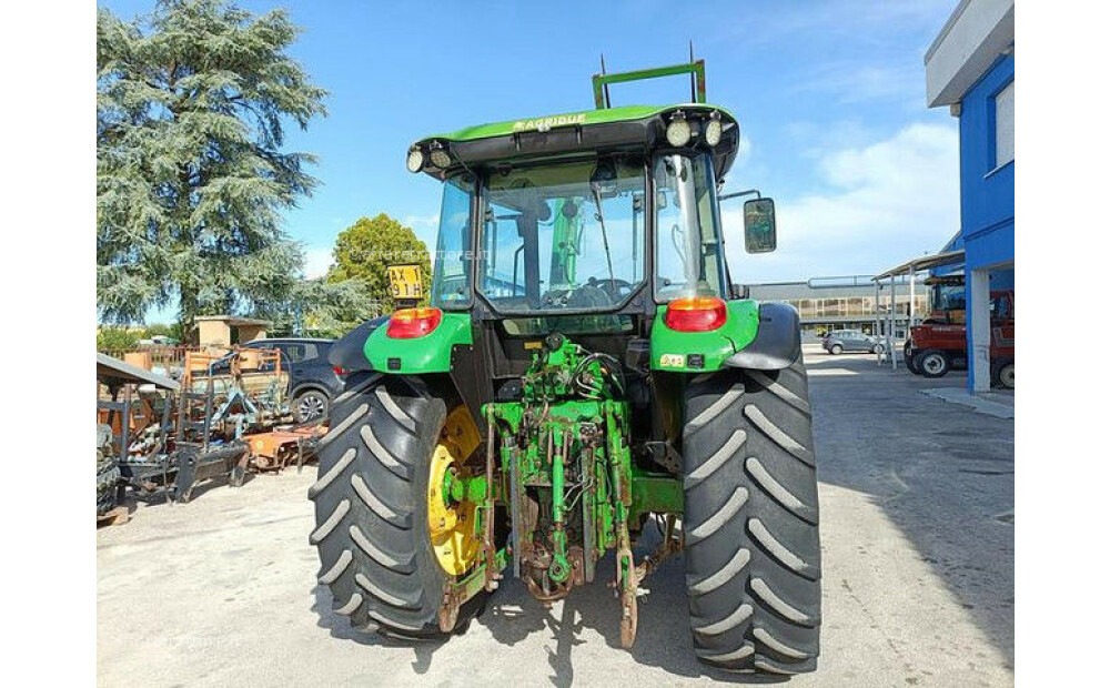 John Deere 5820 Usato - 5