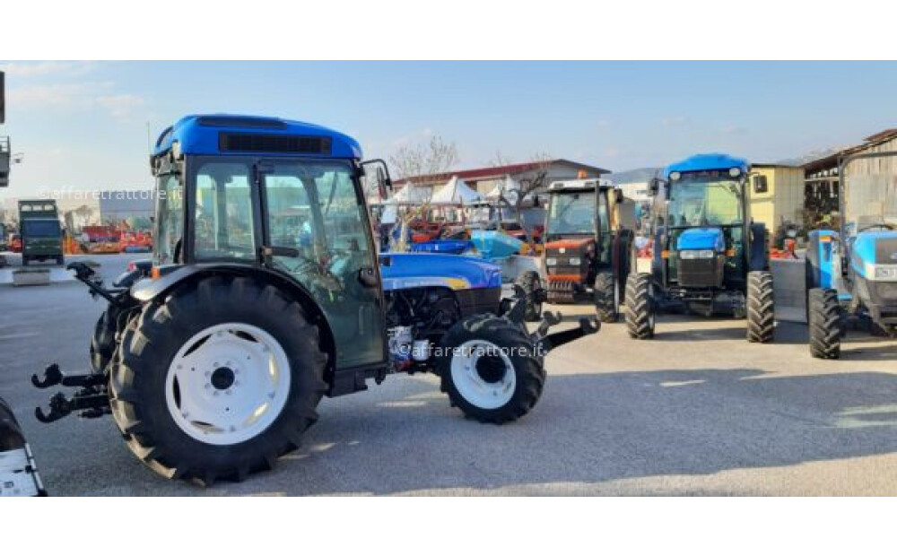 New Holland TN95FA Usato - 2