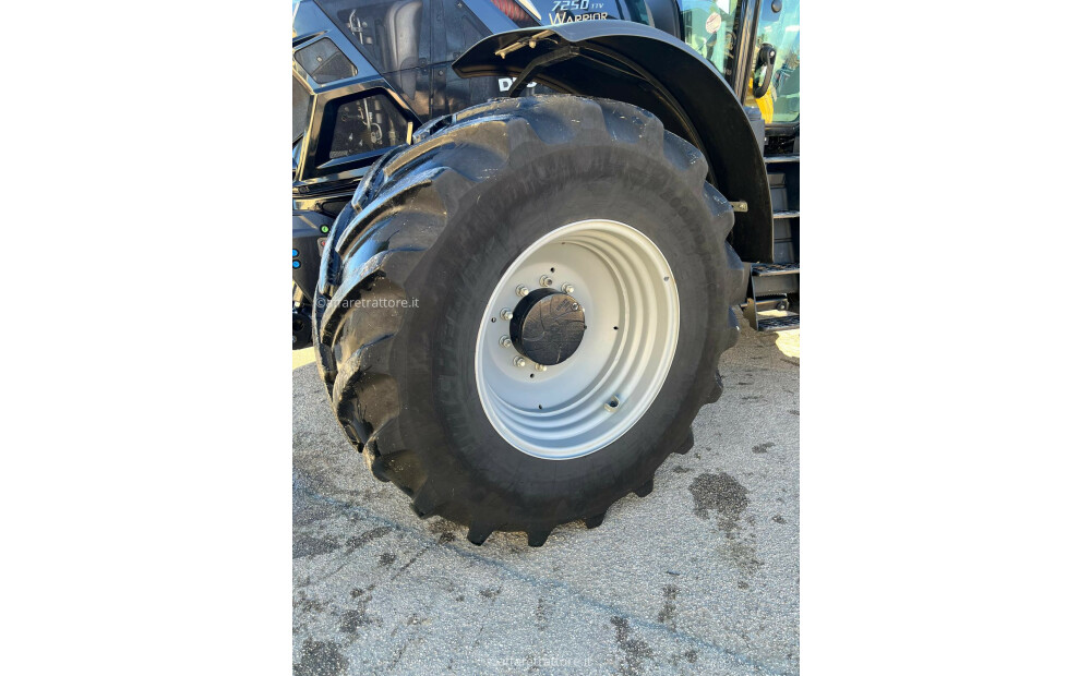 Deutz-Fahr AGROTRON TTV 7250 Usato - 6