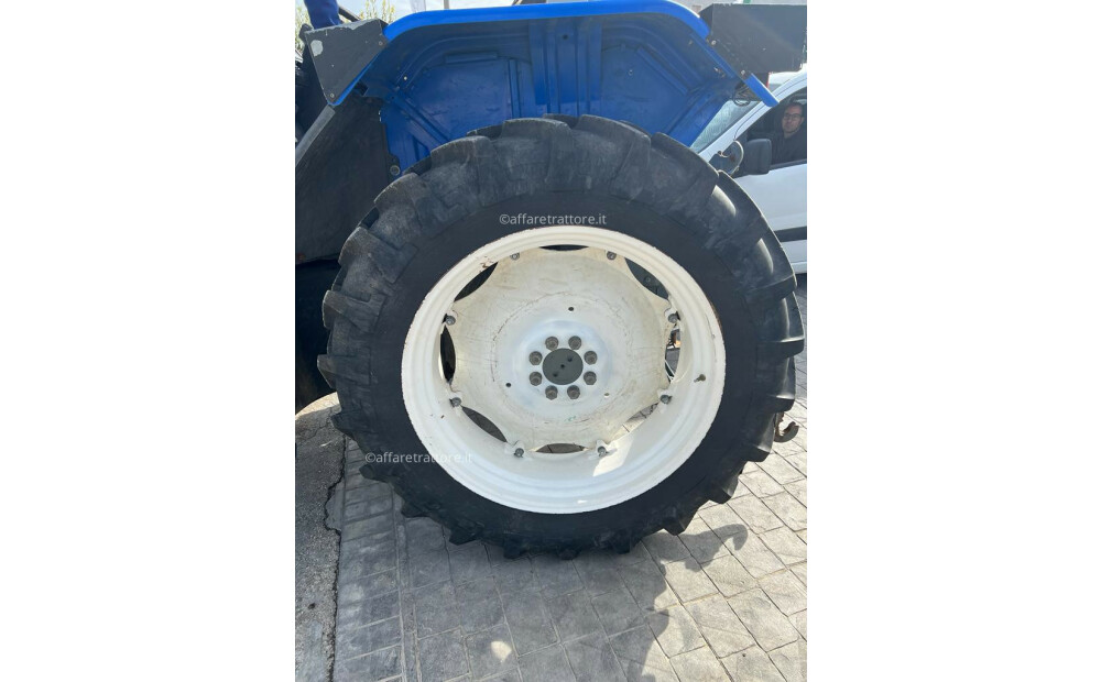 New Holland TS 90 Usato - 3