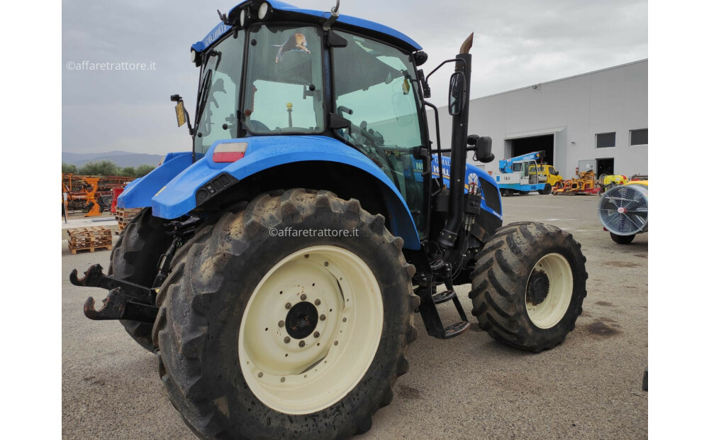 Trattore usato New Holland T5 105 - 4