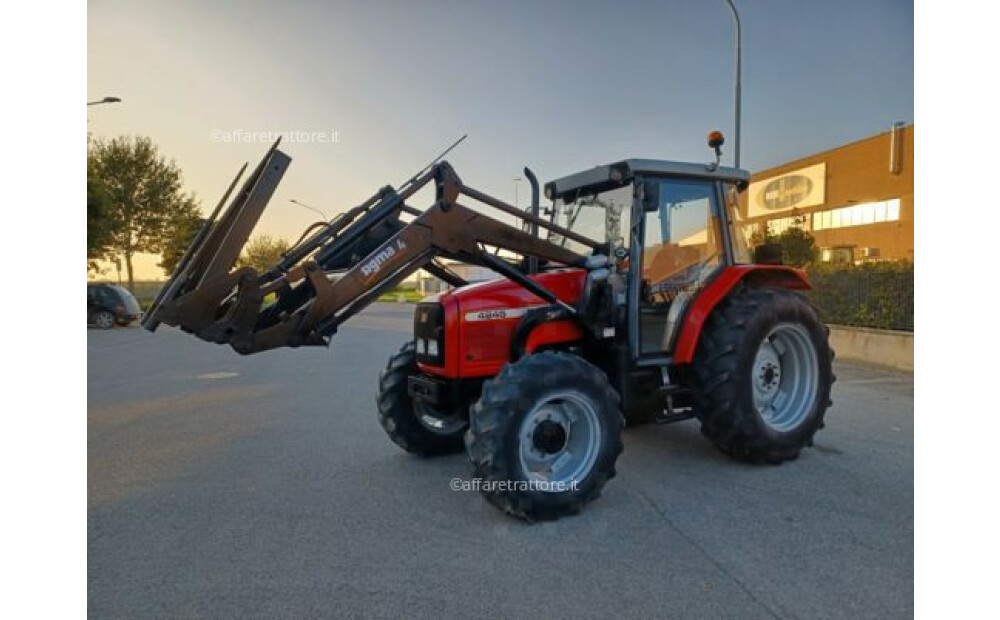 Massey Ferguson 4245 Usato - 1