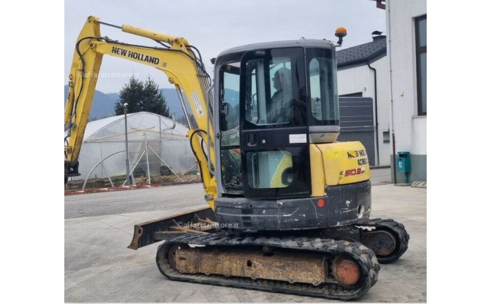 New Holland E 50 2C Usato - 3