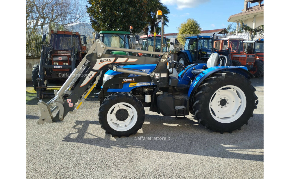 New Holland TD4040 F - 1