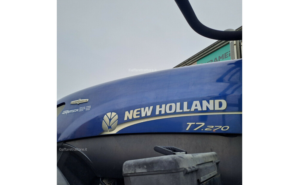 New Holland T7.270 Usato - 9