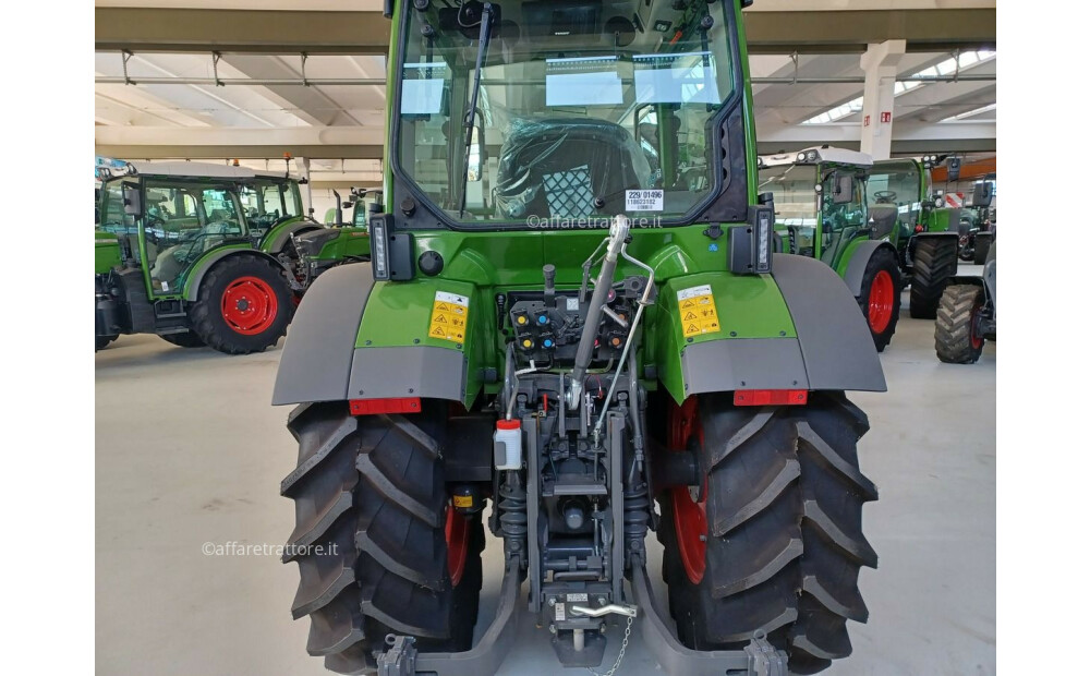 Fendt 211F Usato - 5