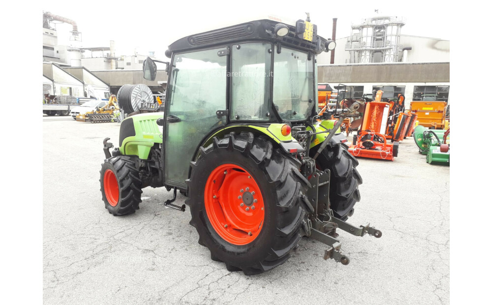 Trattore CLAAS NEXOS 240 VL / 958 - 6