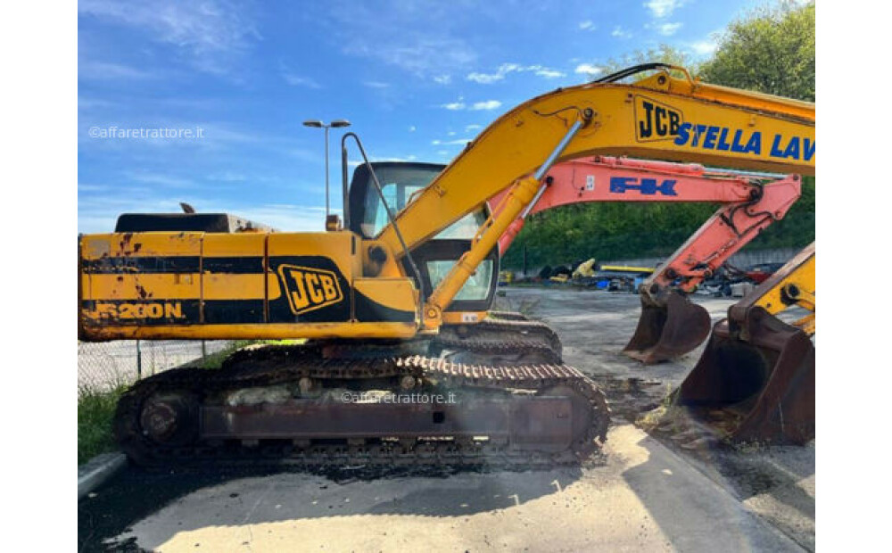 JCB JS 200 Usato - 3