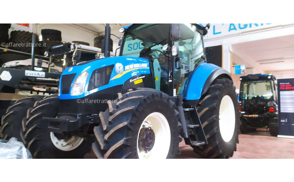 New Holland T5 . 115 Electro Command Usato - 7