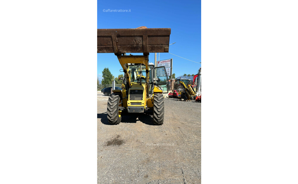 NEW HOLLAND B115-4PS Usato - 6