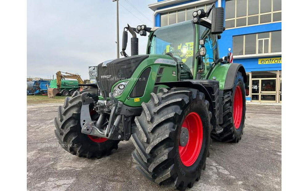 Fendt 724 Vario Usato - 2