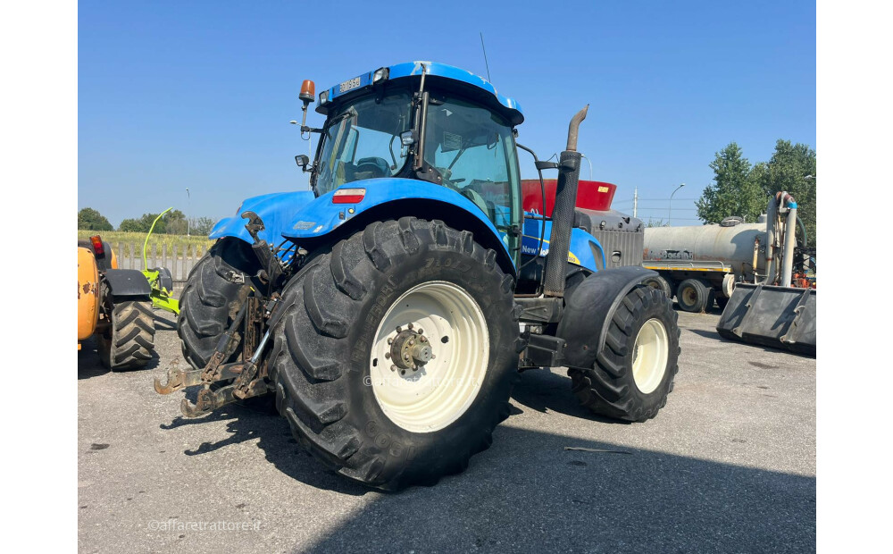 New Holland T7060 Usato - 11