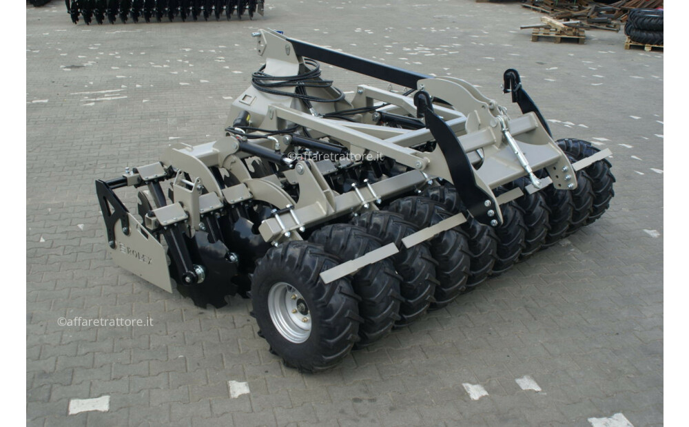 Rolex Scheibenegge / Disc harrow with hydropack and tire roller / Dechaumeur à disques / Erpice a dischi / Дисковая борона с гидропаком и колёсным катком / Agregat talerzowy uprawowy z hydropackiem i  - 8