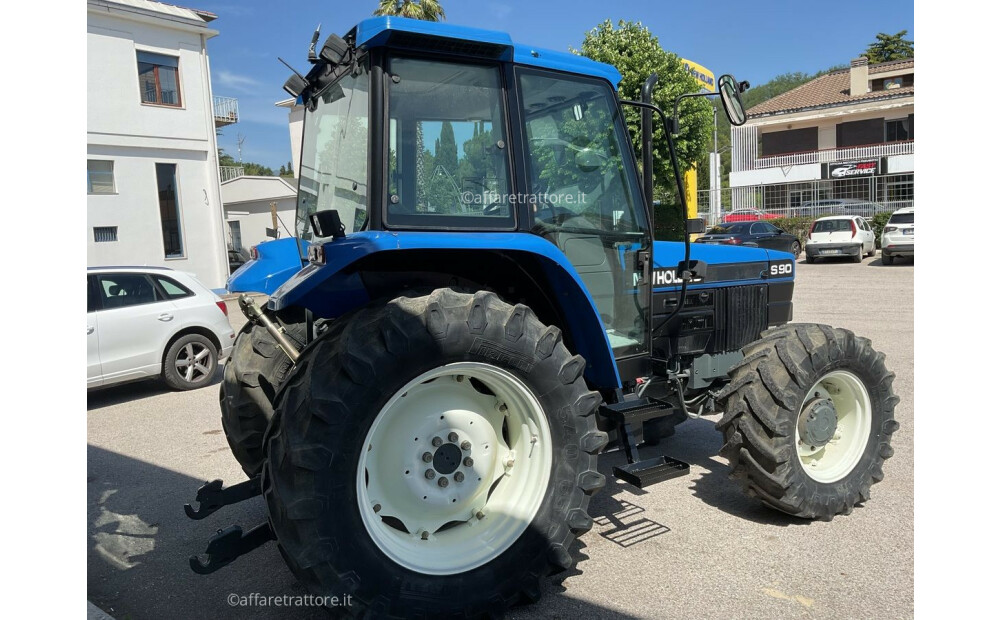 New Holland S90 Usato - 3