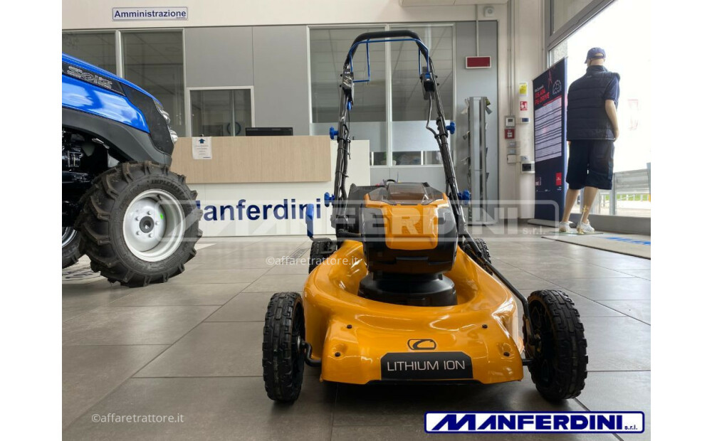 Trattorino rasaerba Cubcadet LM5 E 51R Nuovo - 2