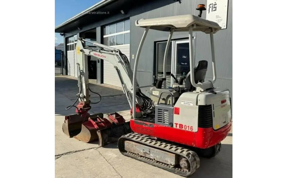 Takeuchi TB016 Usato - 7