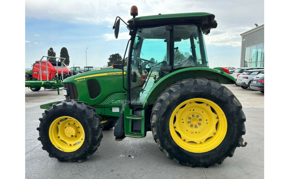 John Deere 5090R Usato - 5