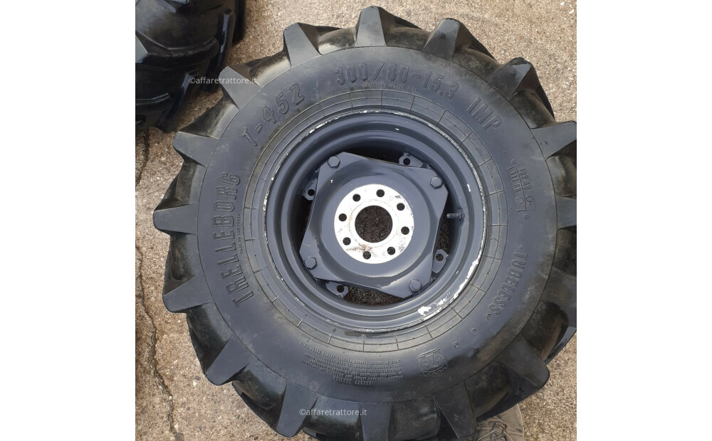 4 GOMME E CERCHIO Trelleborg 300-80-15.3 Usato - 3